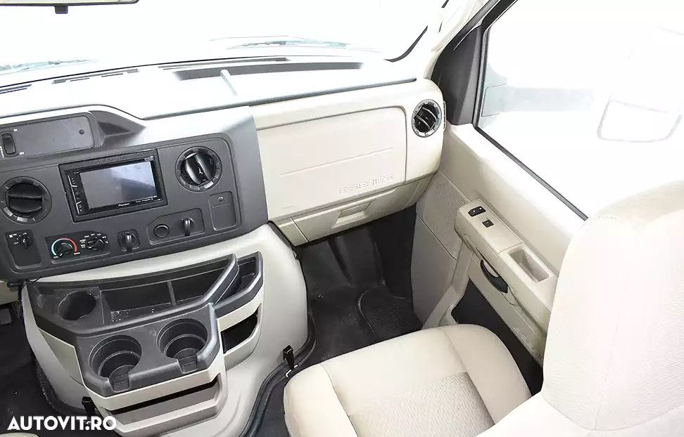 Ford E350 - 33