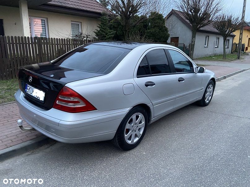Mercedes-Benz Klasa C 200 T CDI Classic - 6