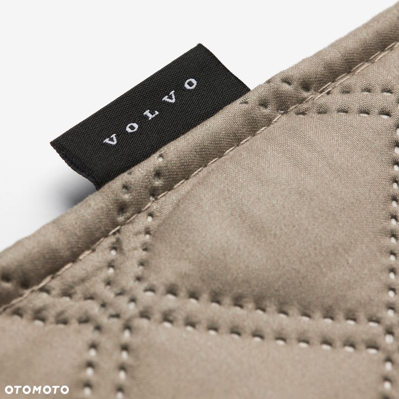 VOLVO koc plenerowy - 3