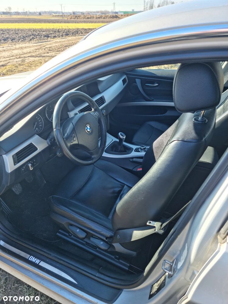 BMW Seria 3 - 21