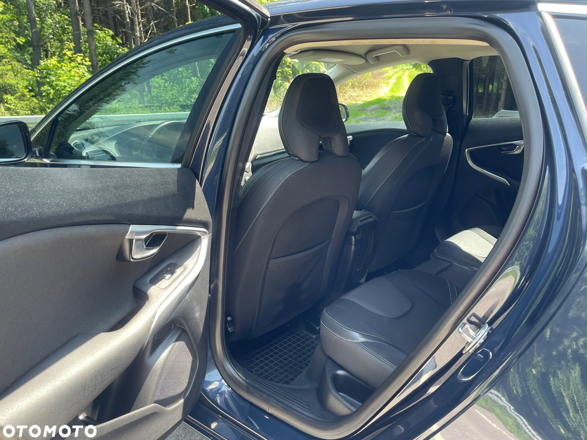 Volvo V40 D4 Drive-E Momentum - 12