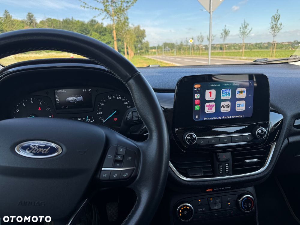 Ford Fiesta 1.0 EcoBoost S&S TITANIUM - 36