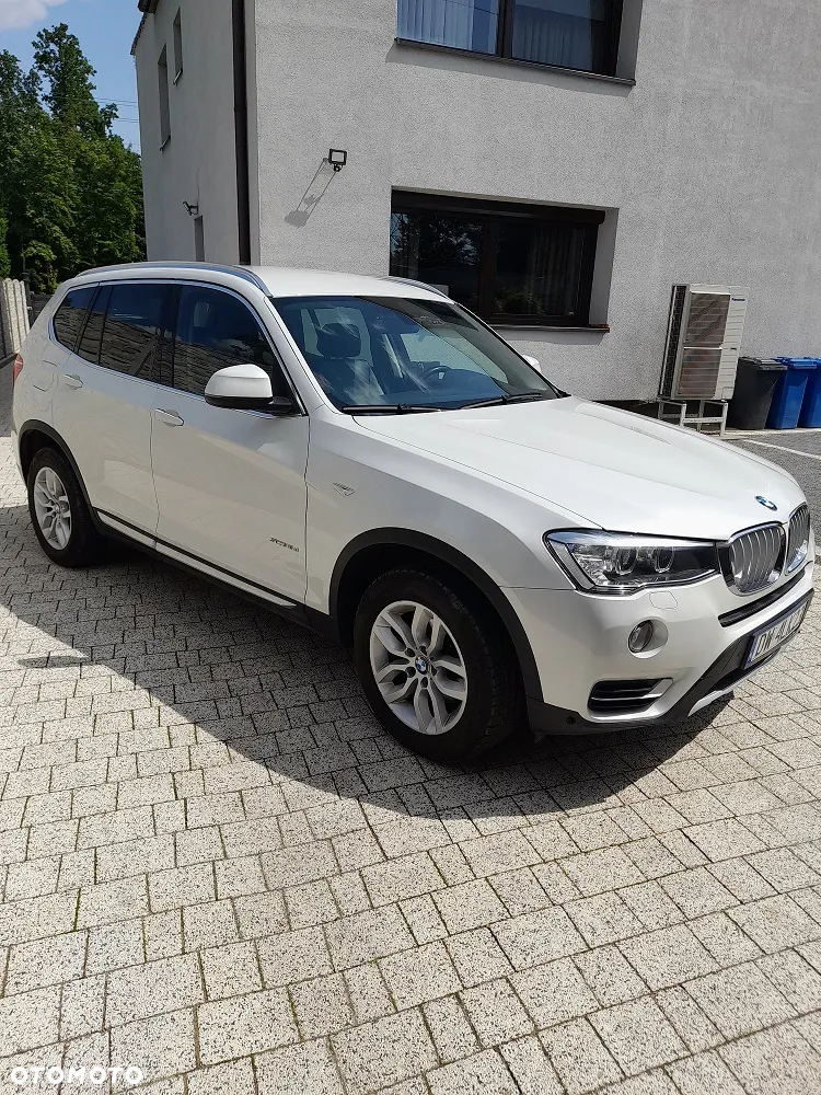 BMW X3 sDrive18d Luxury Line - 3