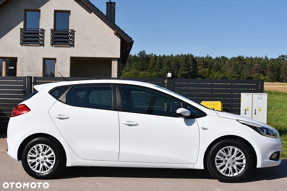Kia Ceed 1.4 L - 3