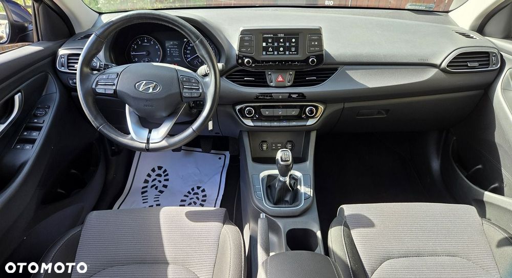 Hyundai i30 1.4 Comfort - 13