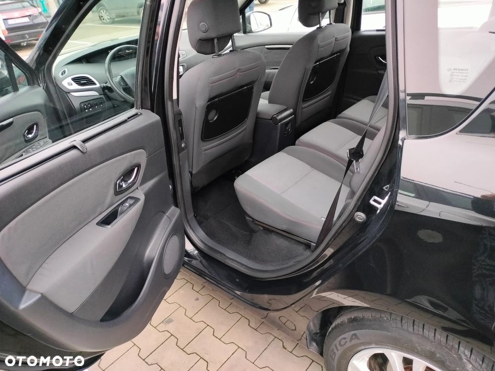 Renault Scenic ENERGY TCe 115 Bose Edition - 12