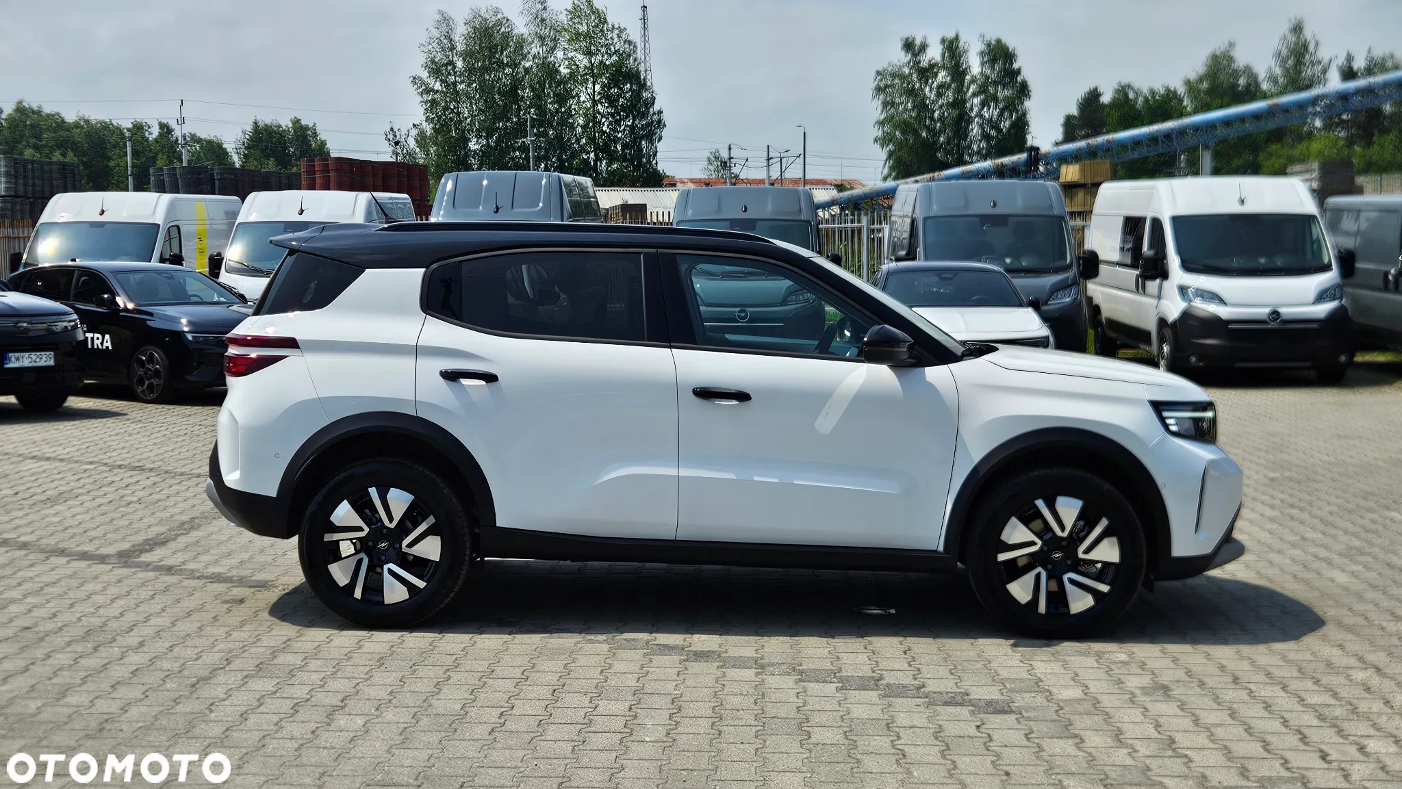 Opel Frontera 1.2 T mHEV GS eDTC6 - 19