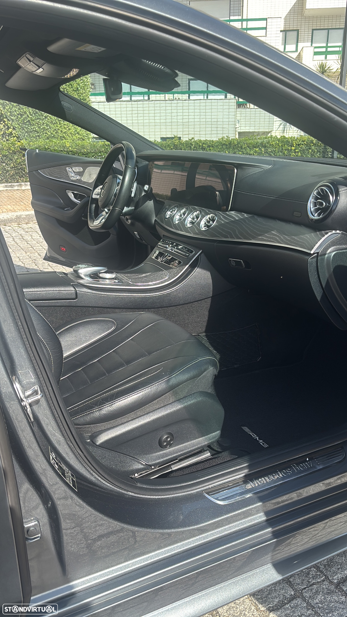 Mercedes-Benz 350 - 18