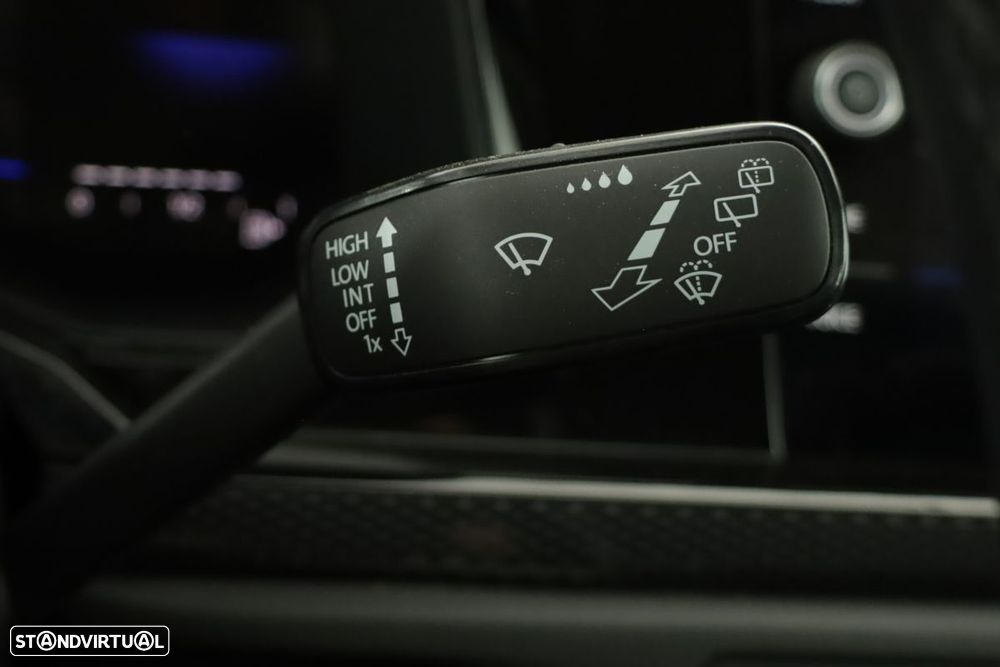 VW Taigo 1.0 TSI Urban DSG - 16
