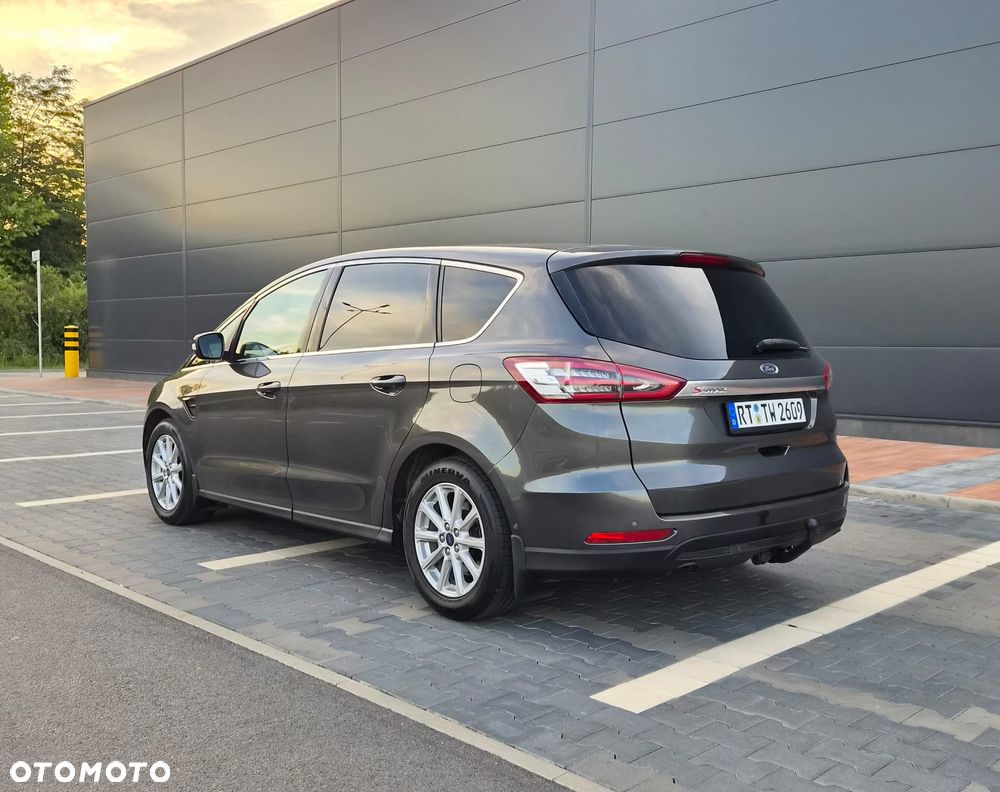Ford S-Max 2.0 TDCi Titanium - 18