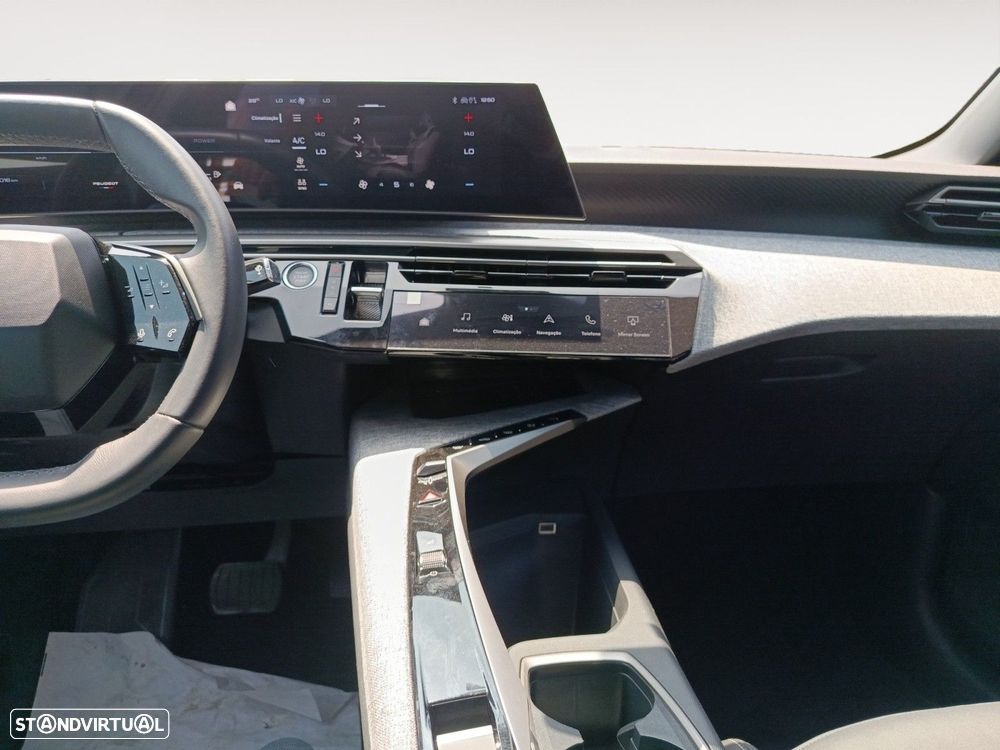 Peugeot 3008 1.2 Hybrid Allure e-DCS6 — fotografia 11