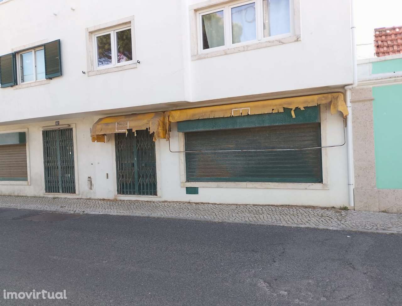 Loja de 82 m² no Linhó - com potencial para habitação - Grande imagem: 2/9