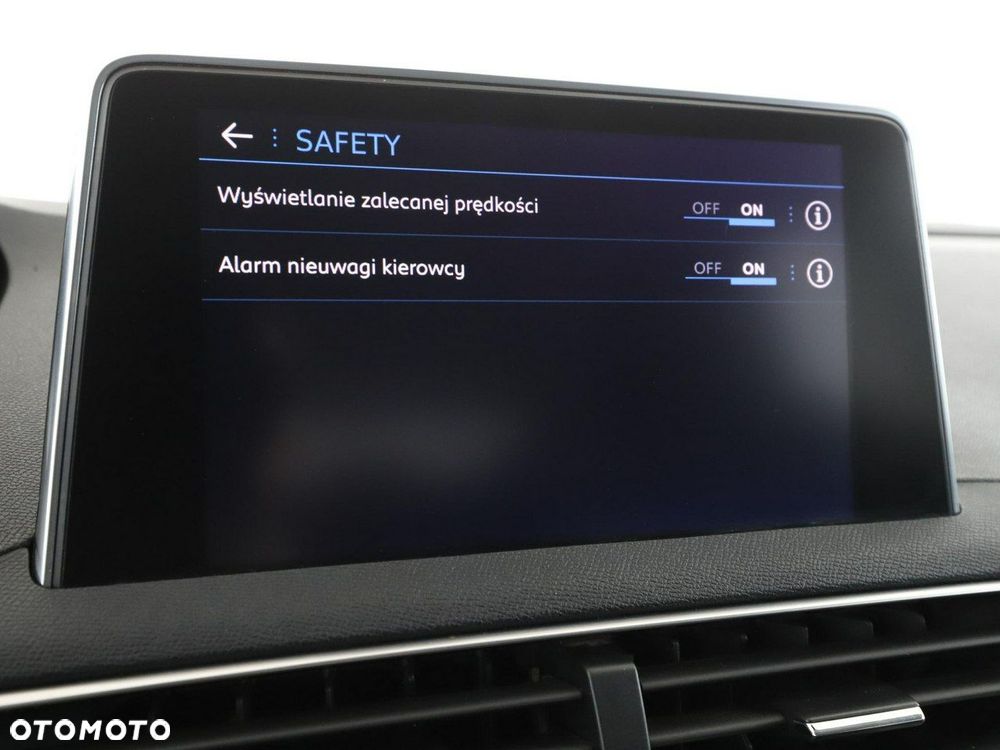 Peugeot 3008 1.5 BlueHDi Active S&S - 23