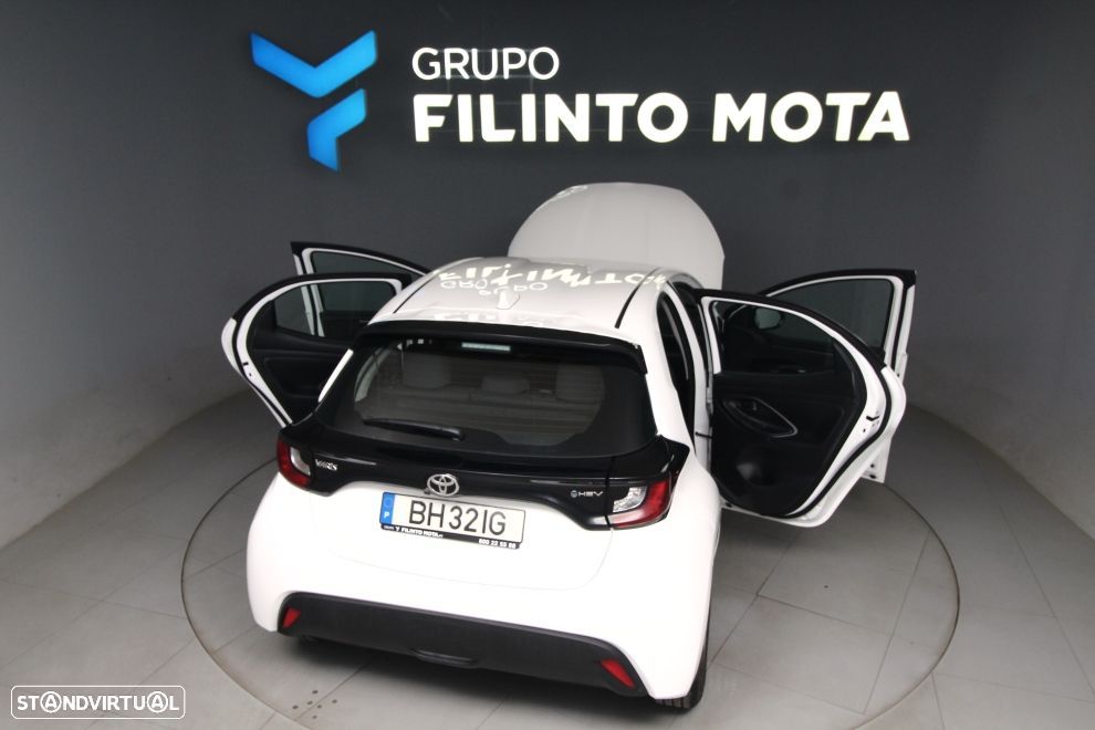 Toyota Yaris 1.5 HDF Comfort Plus - 10