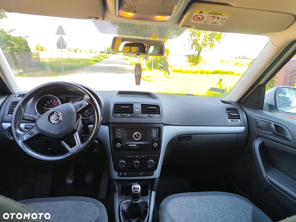 Skoda Yeti 2.0 TDI SCR 4x4 Active - 10