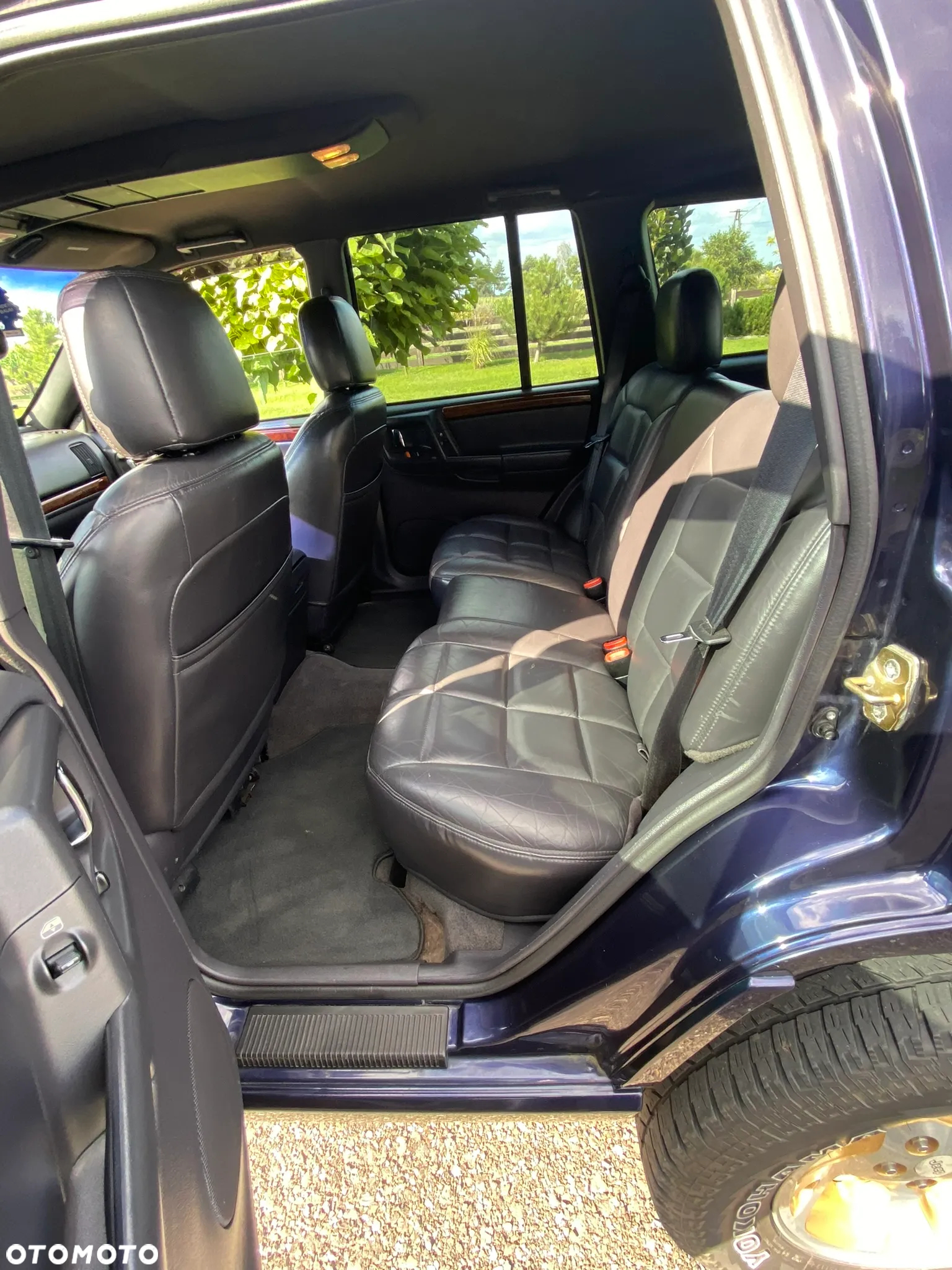 Jeep Cherokee 4.0 Limited - 31