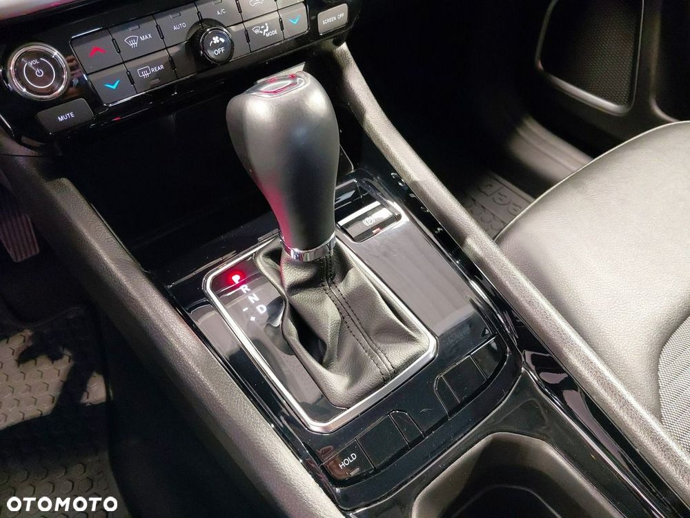 Jeep Compass - 33