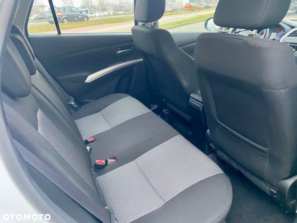 Suzuki SX4 S-Cross 1.6 VVT 4x2 Club - 6