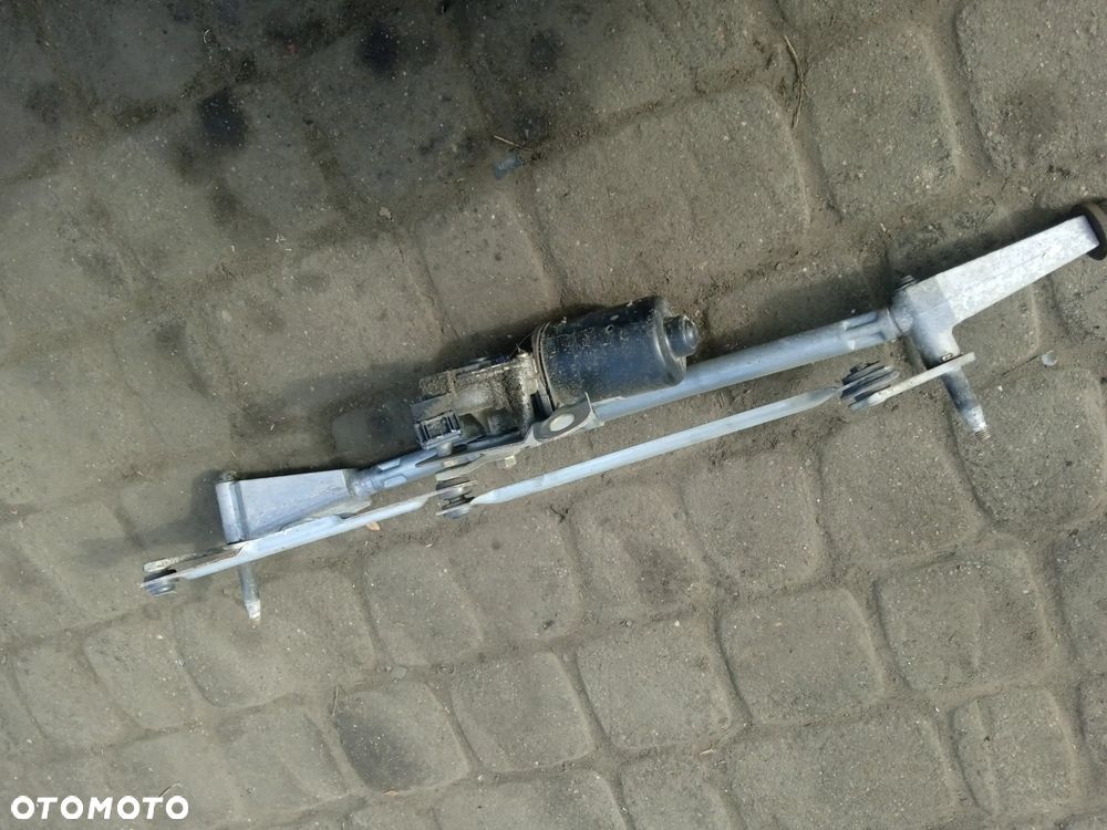MECHANIZM WYCIERACZEK VOLVO V70 00-07