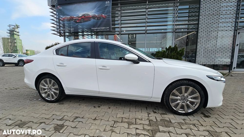 Mazda 3 e-SKYACTIV-X 186 M HYBRID Aut. CENTRE-LINE - 2