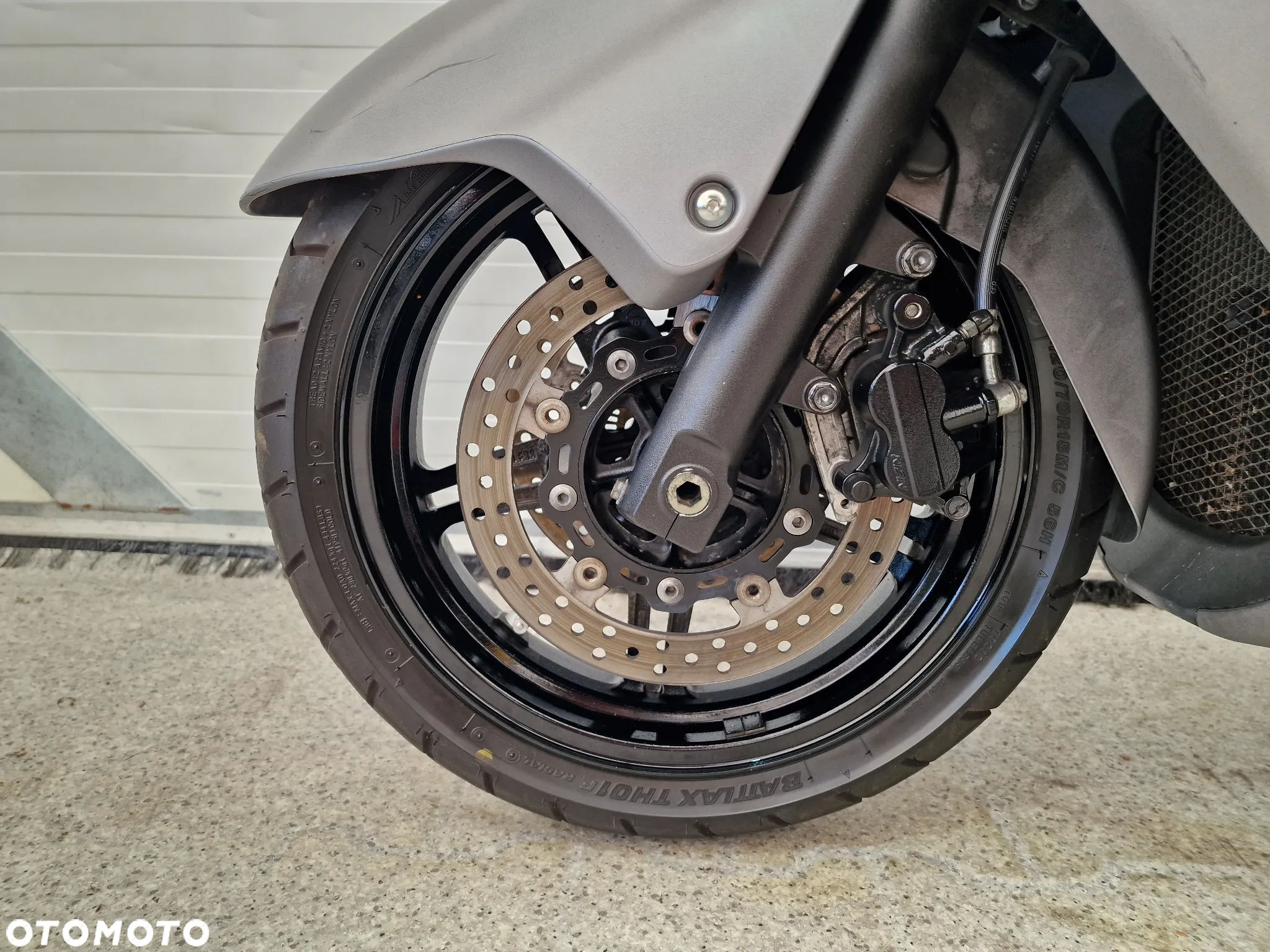 Suzuki Burgman - 11