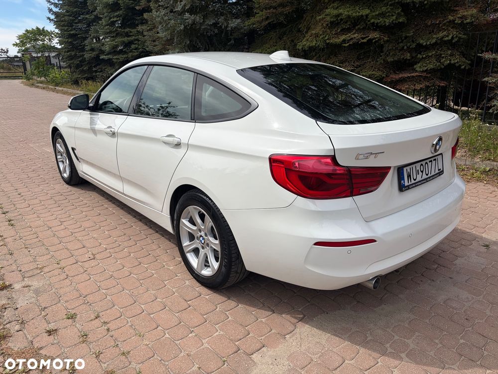 BMW Seria 3 318d Business Edition - 4