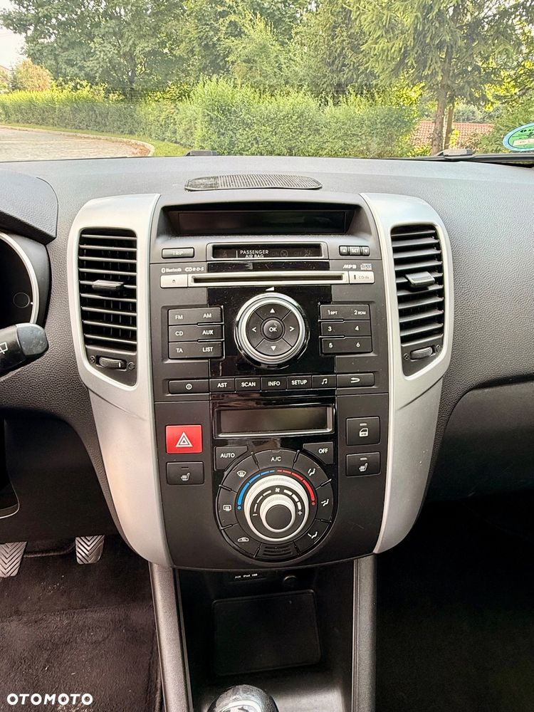 Kia Venga 1.4 S - 31