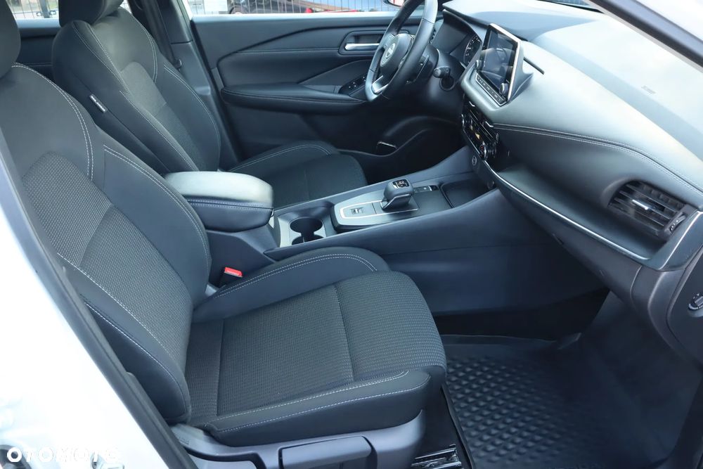 Nissan Qashqai - 17