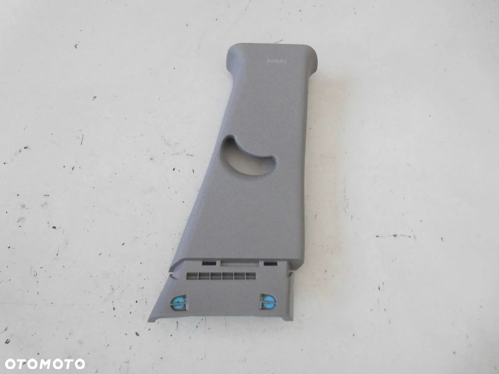 OSŁONA SŁUPKA HYUNDAI I20 II LIFT PRAWA GÓRNA ŚRODKOWA