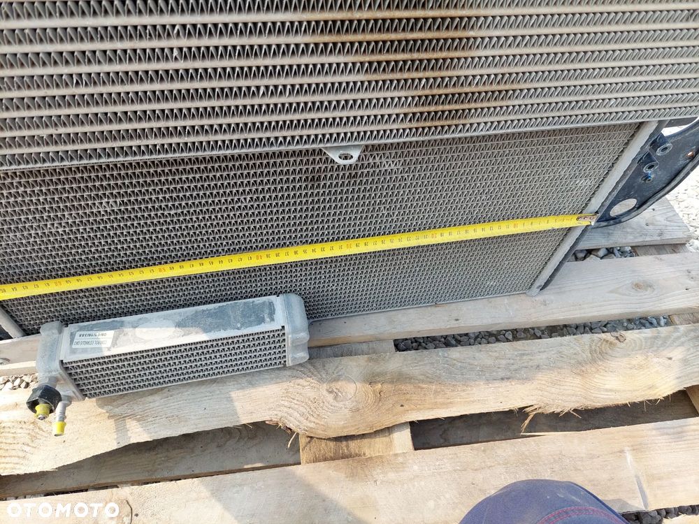 [17][69×70] Chłodnica cieczy oleju wody zespół chłodnic intercooler Manitou MT 1840 [PGI 51146] - 26