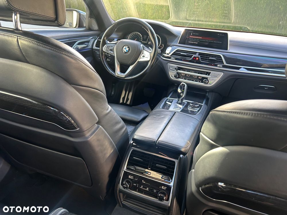 BMW Seria 7 - 15