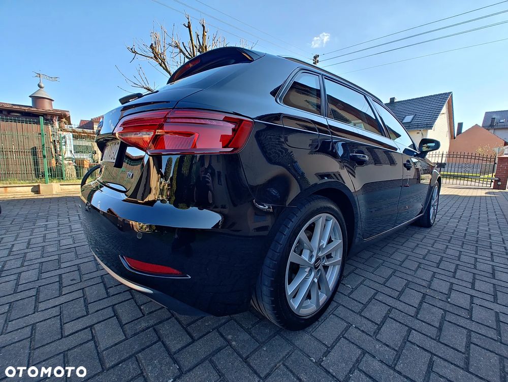 Audi A3 Sportback 2.0 TDI Attraction - 4