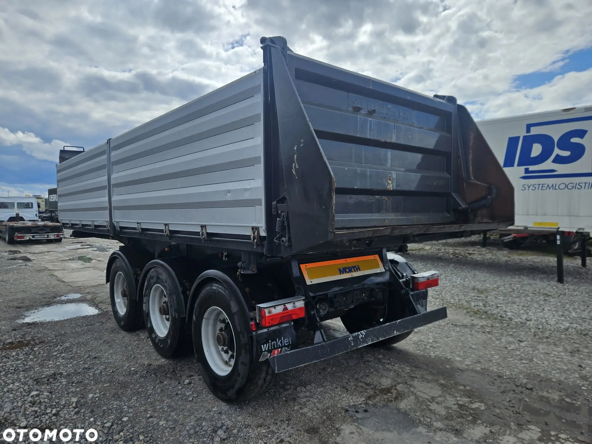 Schwarzmuller 47.000zł netto NACZEPA HKS 3 WYWROTKA 3 STRONNA 7,20M 3 OSIE ALUFELGI St. BDB MOŻLIWOŚĆ TRANSPORTU - 7