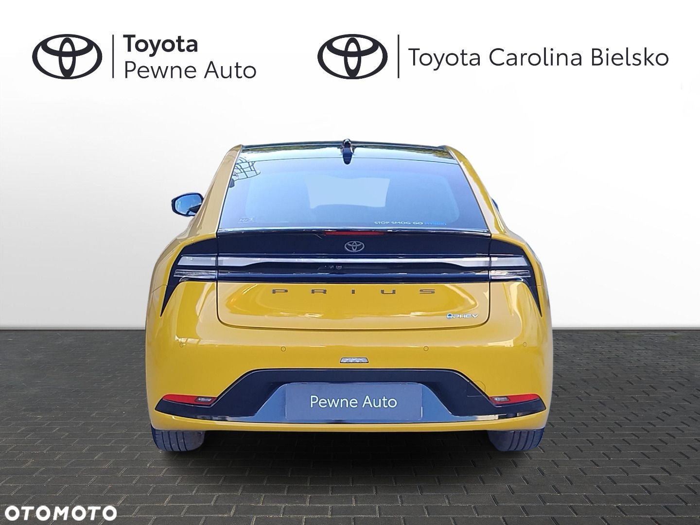 Toyota Prius - 4