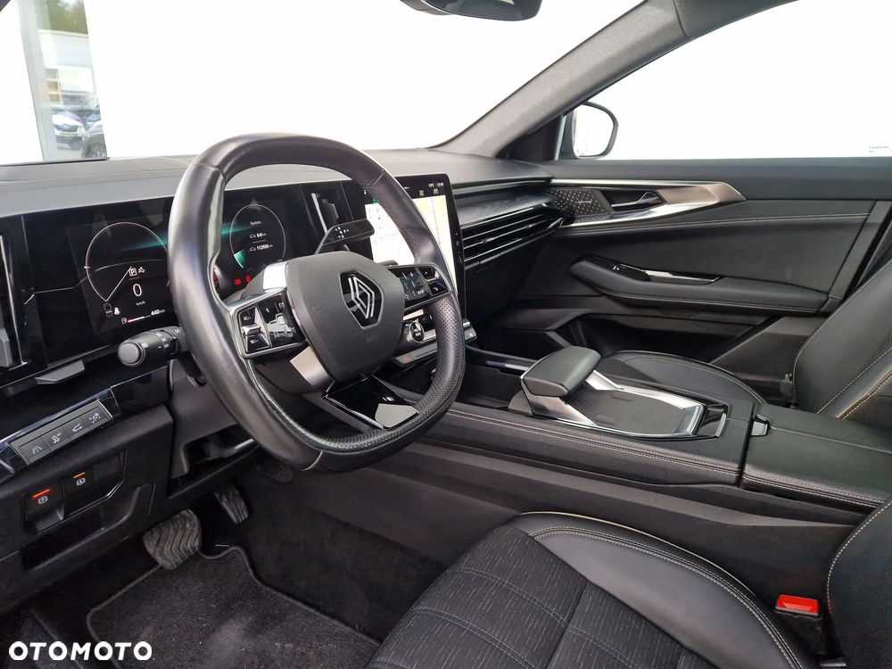 Renault Austral 1.3 TCe mHEV Iconic - 9