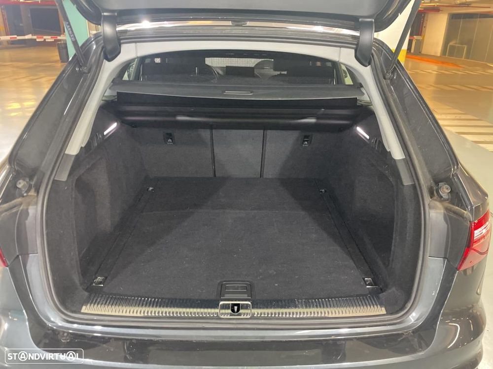 Audi A4 Avant 30 TDI S tronic - 9