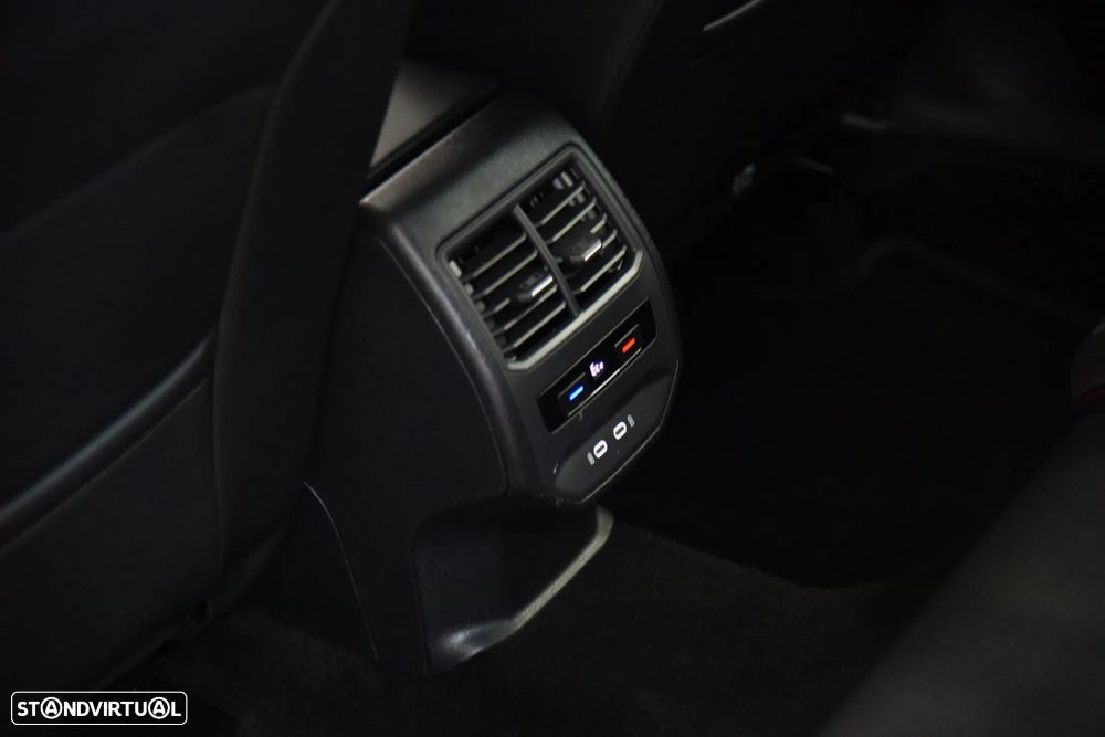 SEAT Leon 1.4 e-Hybrid FR DSG - 35
