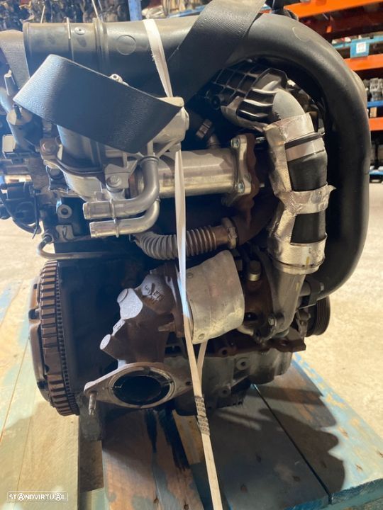 Motor Dacia Renault Clio IV k9k612 - 2