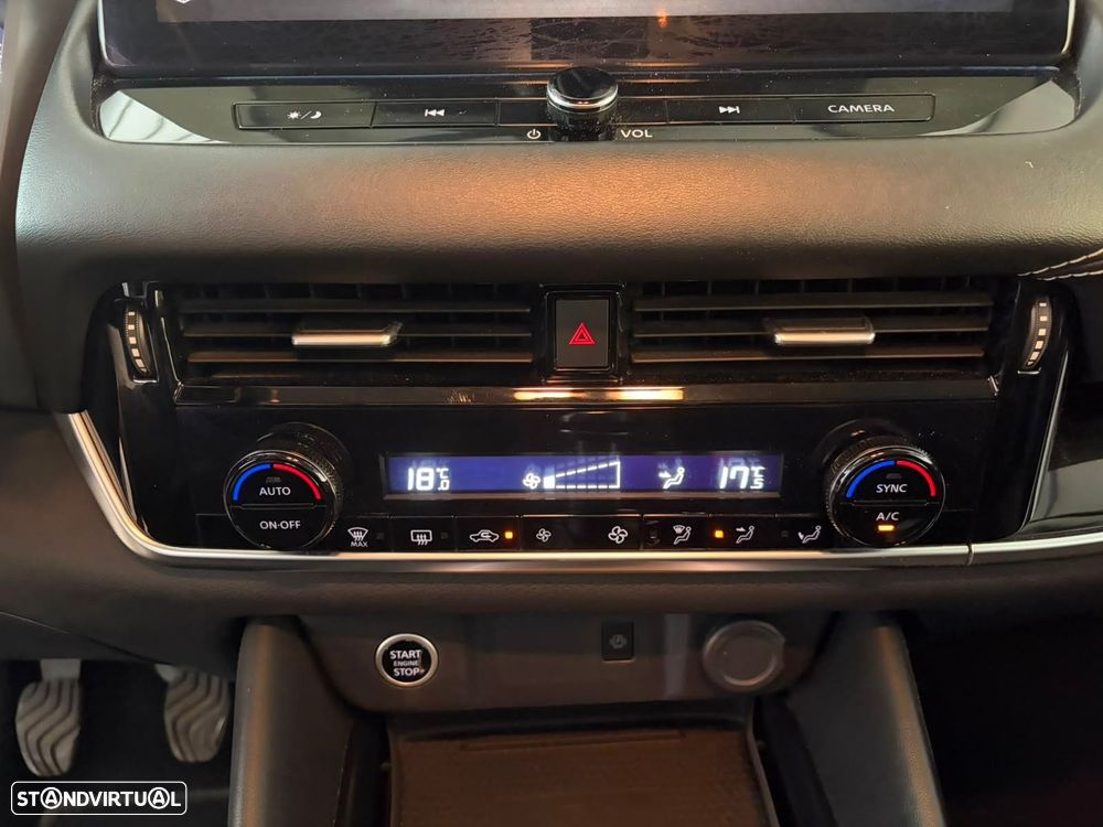 Nissan Qashqai 1.3 DIG-T N-Connecta - 19