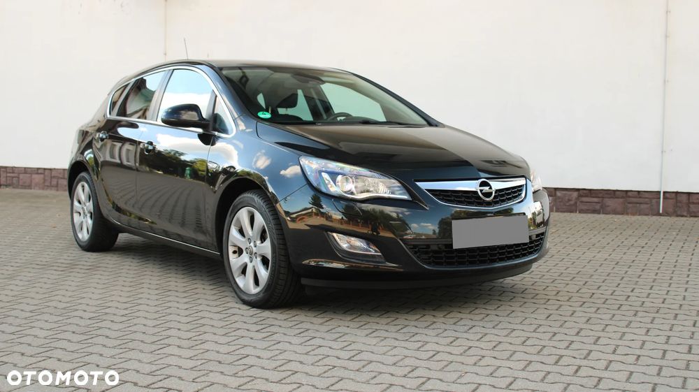 Opel Astra 1.4 Turbo Cosmo - 1