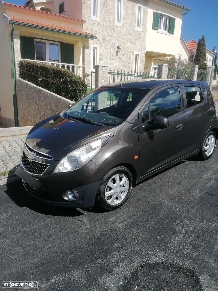 Chevrolet Spark 1.0 L Bi-Fuel - 2