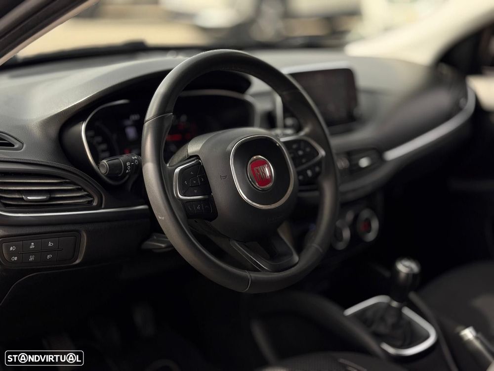 Fiat Tipo 1.3 M-Jet Lounge Tech J17 - 12