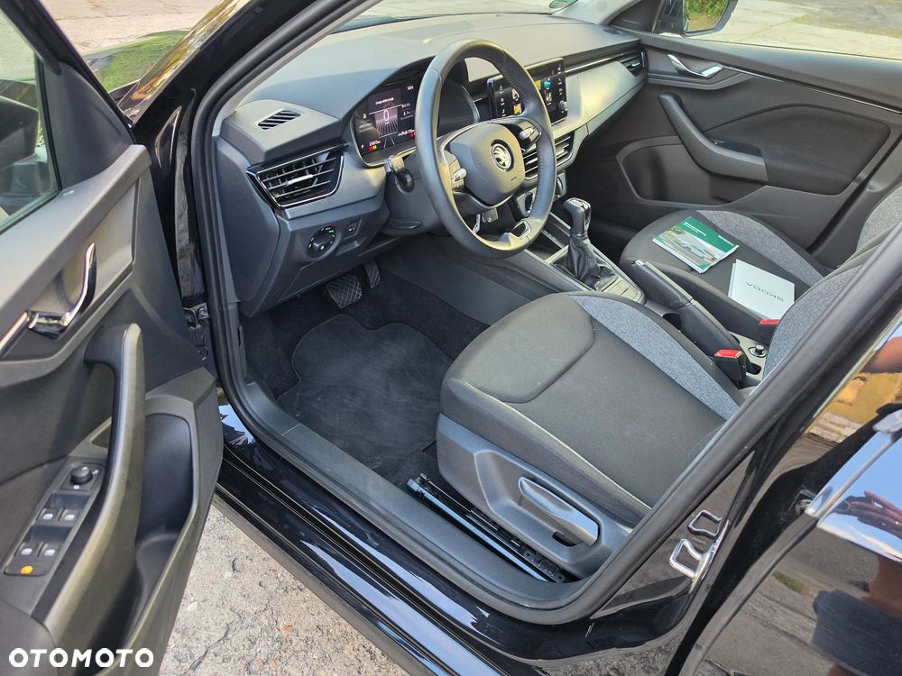 Skoda Kamiq 1.0 TSI DSG Active - 14