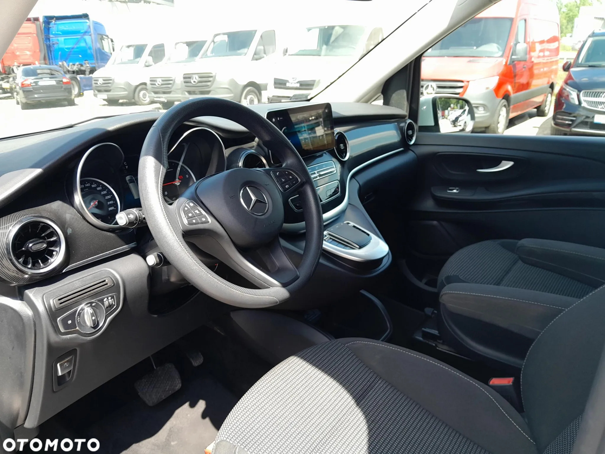 Mercedes-Benz Klasa V 220 d 9G-Tronic (d³ugi) - 9