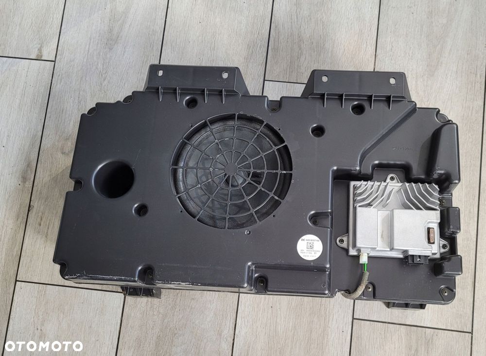 SUBWOOFER GŁOSNIK FABRYCZNY MERCEDES ACTROS MP4 A0018207102 - 1