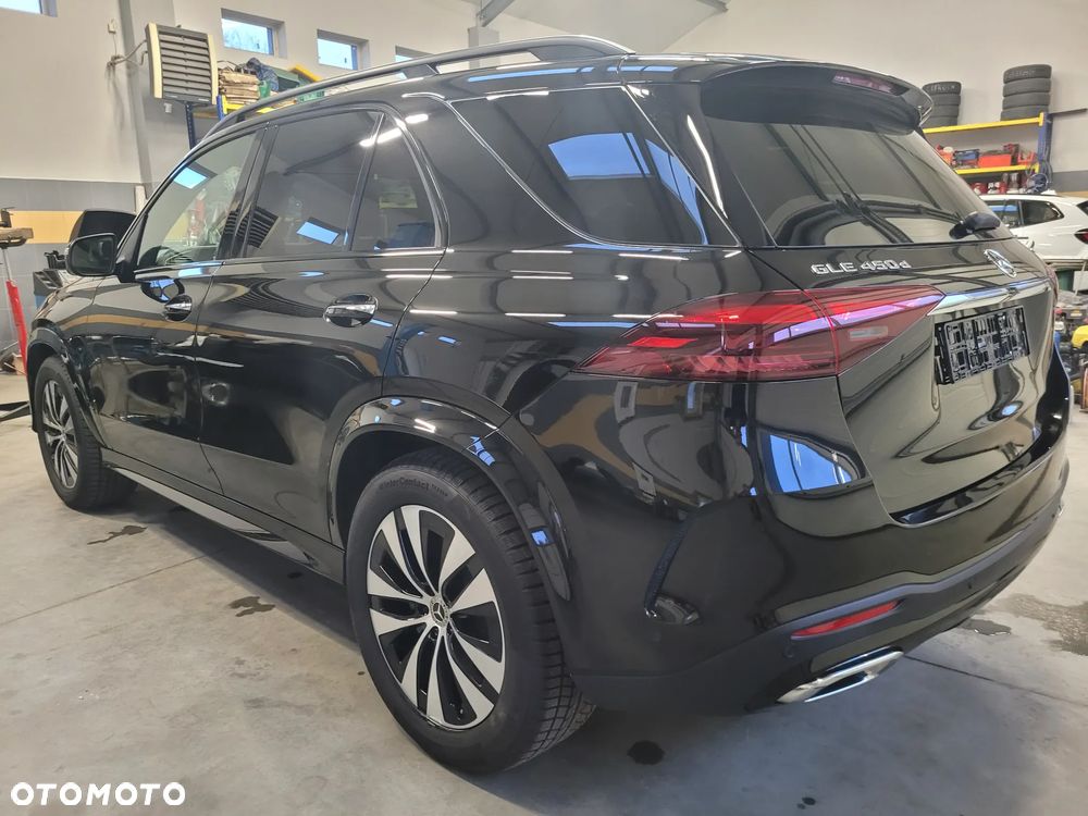 Mercedes-Benz GLE - 19