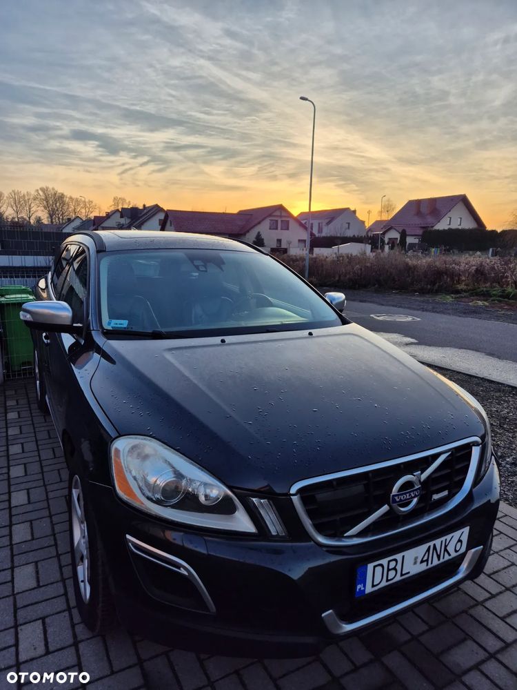 Volvo XC 60 DRIVe R Design - 2