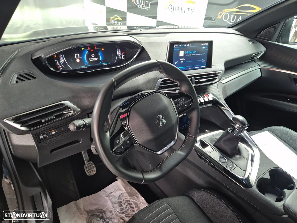 Peugeot 3008 PureTech 130 Stop & Start GPF Active Pack - 7