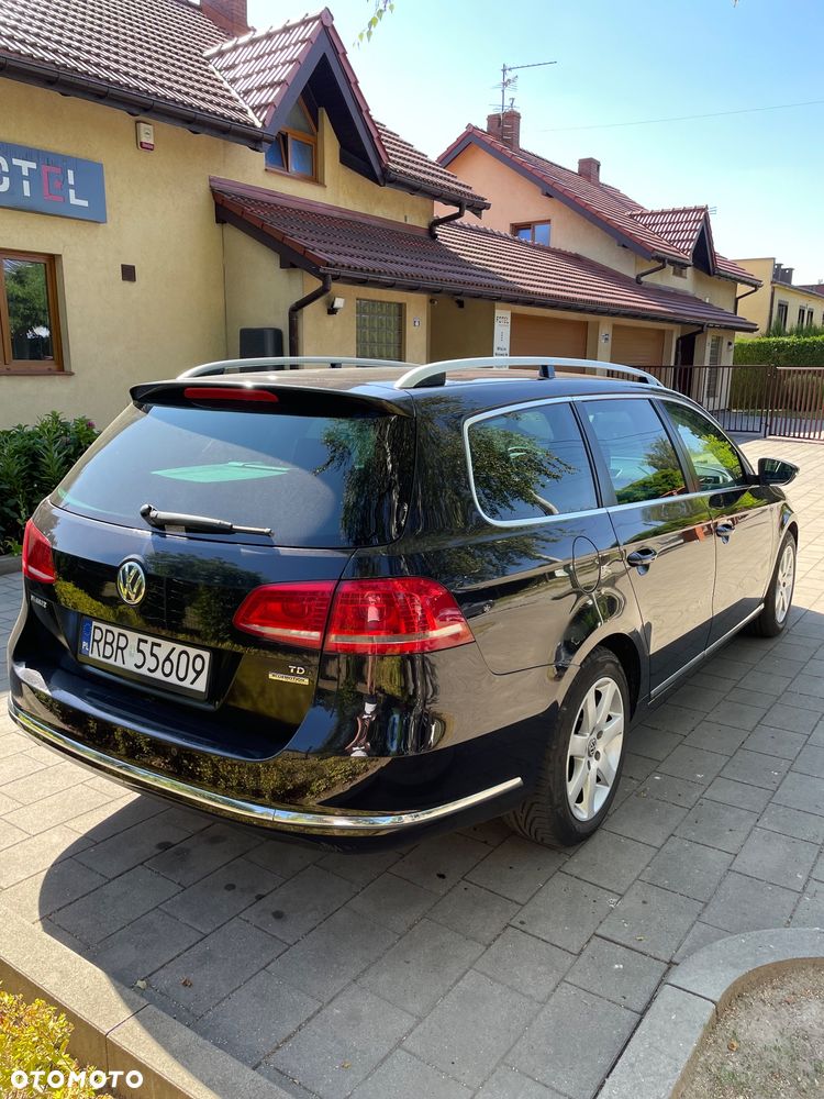 Volkswagen Passat 1.6 TDI Comfortline - 4