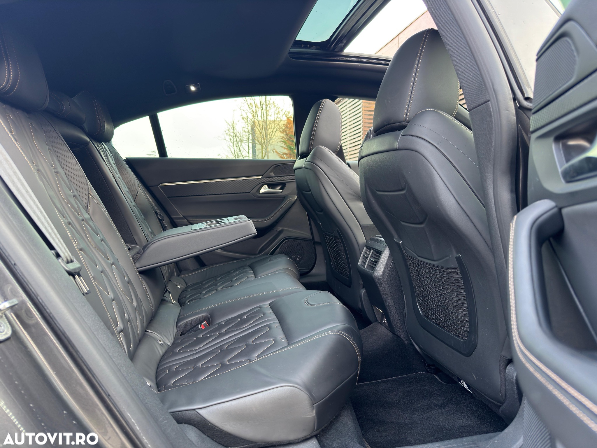 Peugeot 508 Plug-In Hybrid 225 e-EAT8 GT - 9
